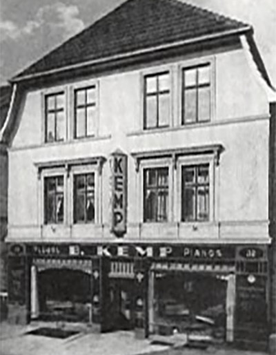 Pianohaus Kemp, 1913